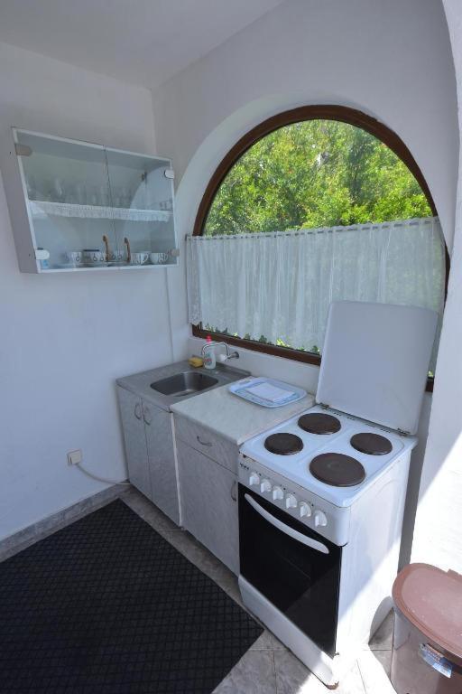 Apartments Biga Donji Morinj Exterior photo